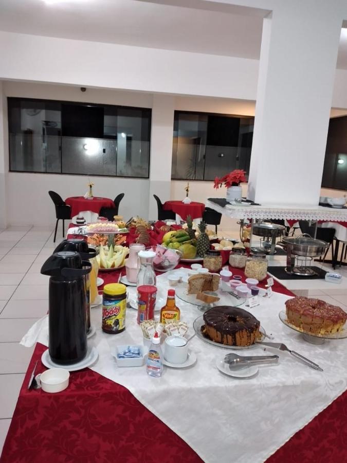 Domum Hotel Пиндамонянгаба Екстериор снимка